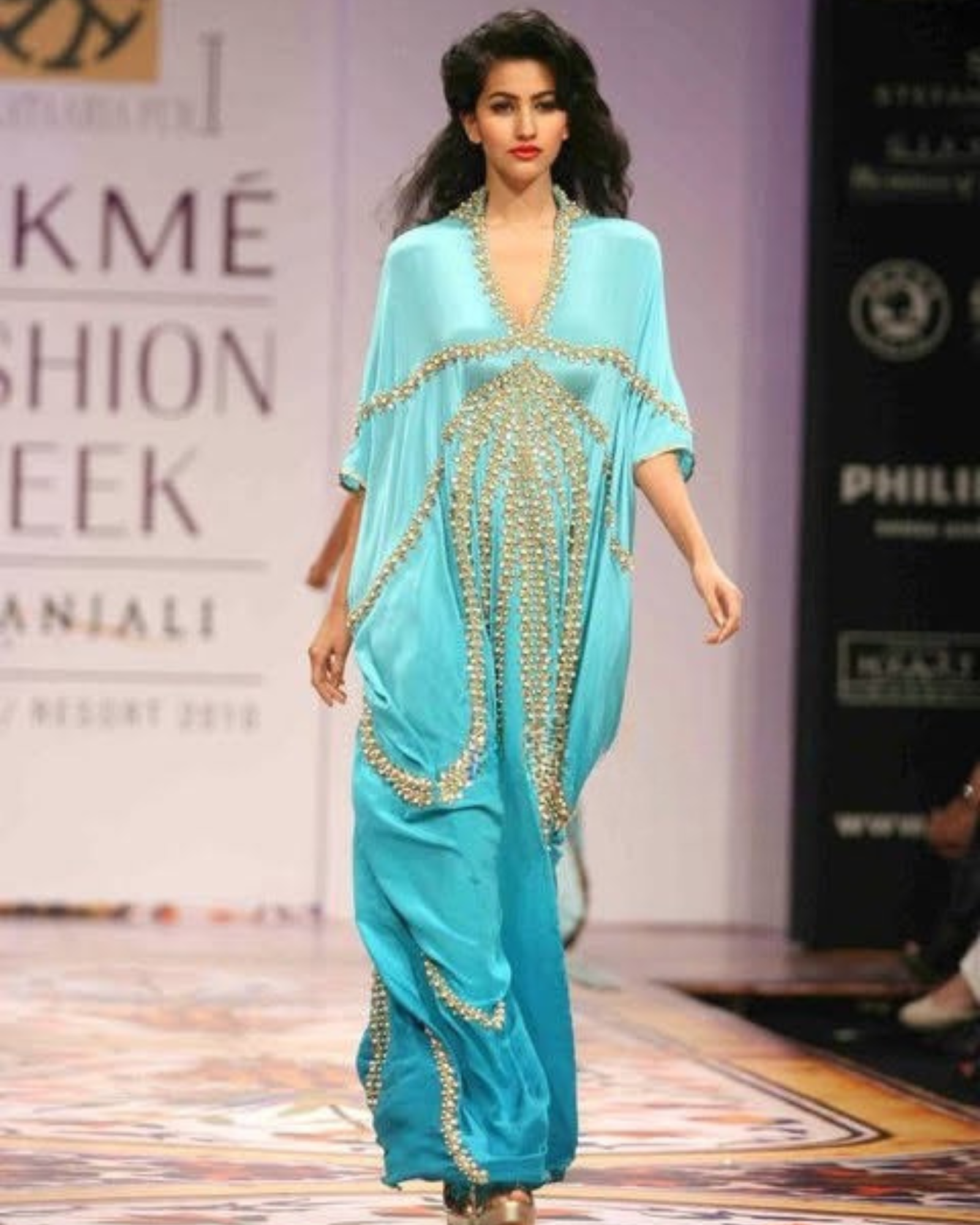 Anjali lavania walking the runway for lakme fashion week